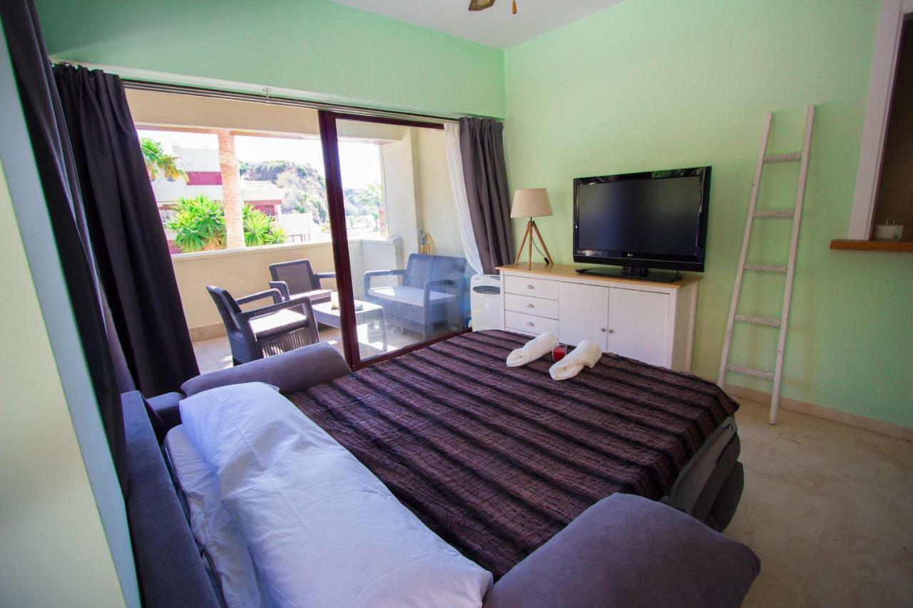 Burriana Beach Apartment Nerja Buitenkant foto